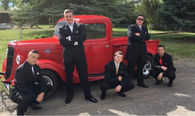 Just in Time Tux formalwear